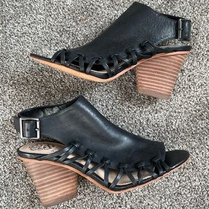 Vince Camuto heels size 5.5!